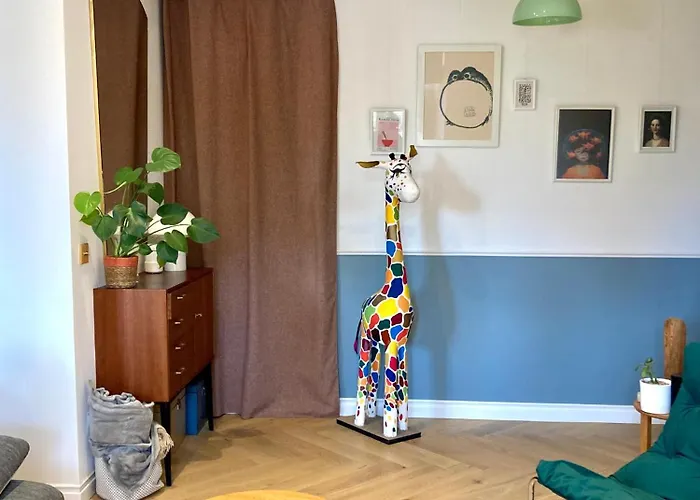 Terrasse Des Artistes - 2 Pieces Avec Pergola דירה *